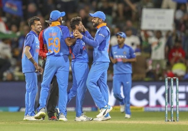 2nd ODI, Rohit Sharma, Kuldeep Yadav, India crush New Zealand