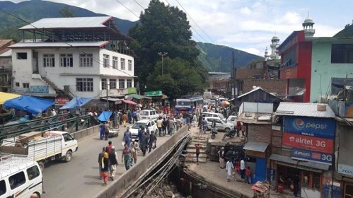 Restrictions, Kashmir, 50,000 landlines are back