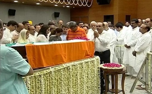 Veteran BJP leader, Arun Jaitley, last respects