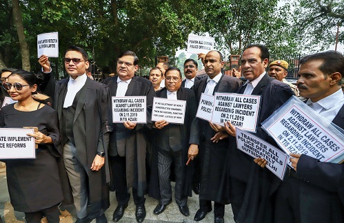 Angry lawyers, protest, district courts, Rohini, Saket
